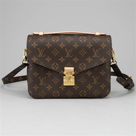 bag louis vuitton pochette metis m|louis vuitton metis monogram.